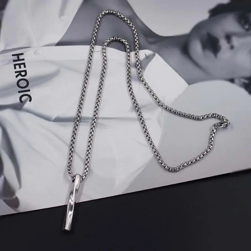 Men's Twisted Column Pendant