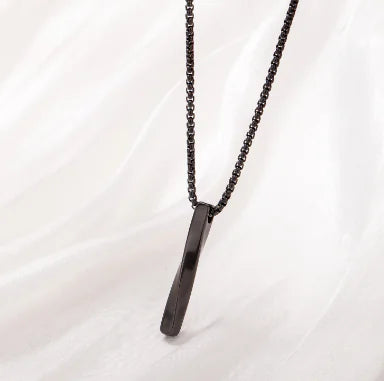 Men's Twisted Column Pendant